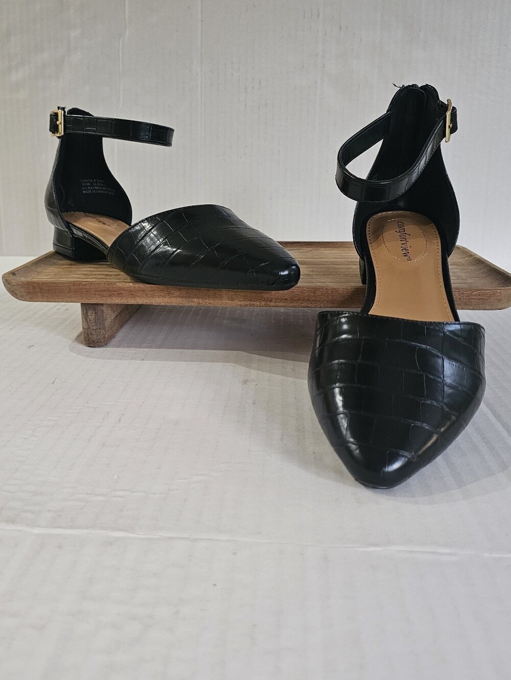 Comfortview Pumps Shoes Size 10 Wide Black Faux Croc Ankle Strap Zipper